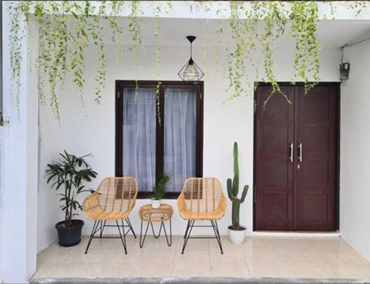 Tips Memilih & Membeli Meja & Kursi Teras